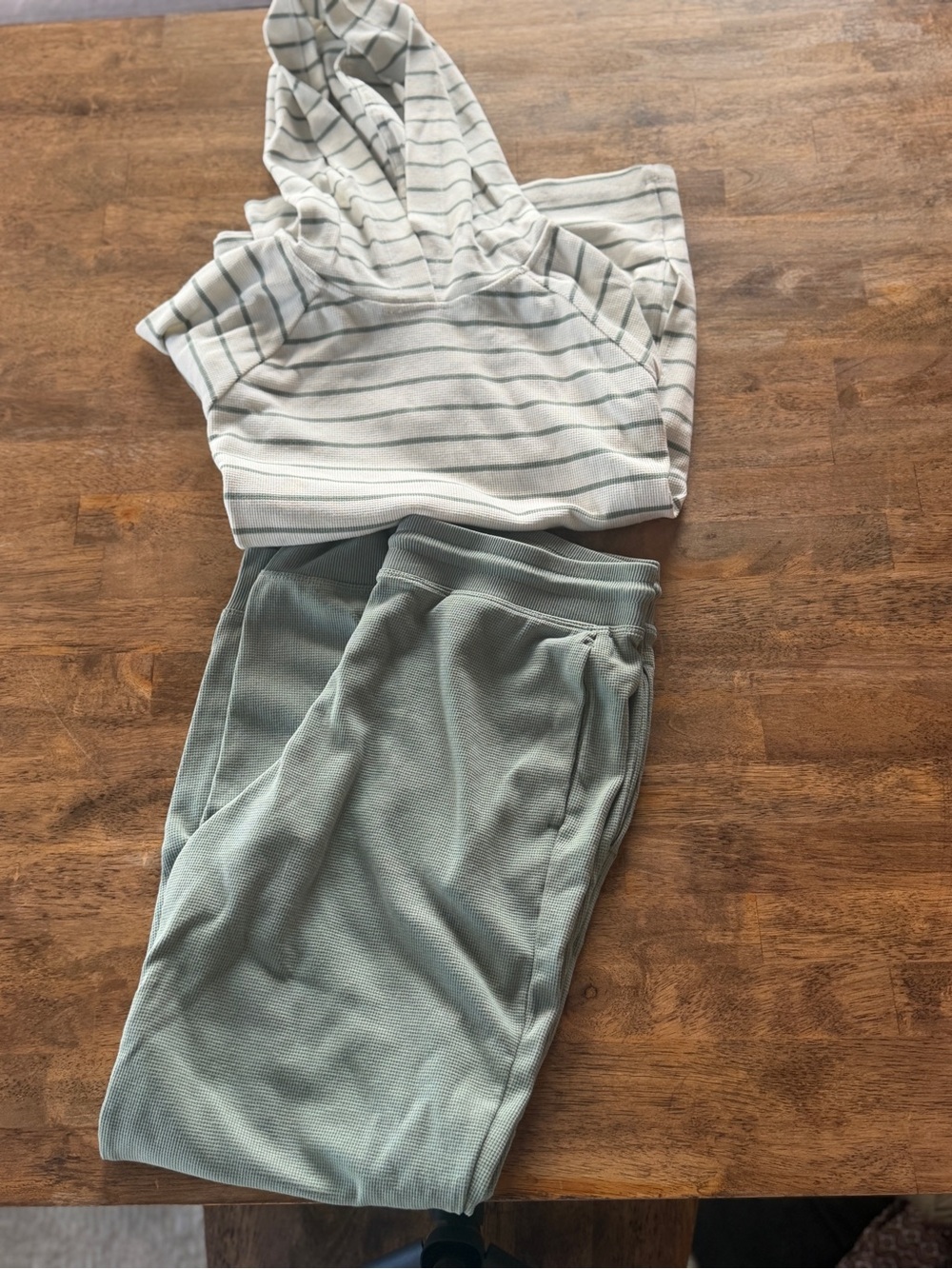 Cozy sweatpants and sweatshirt matching set